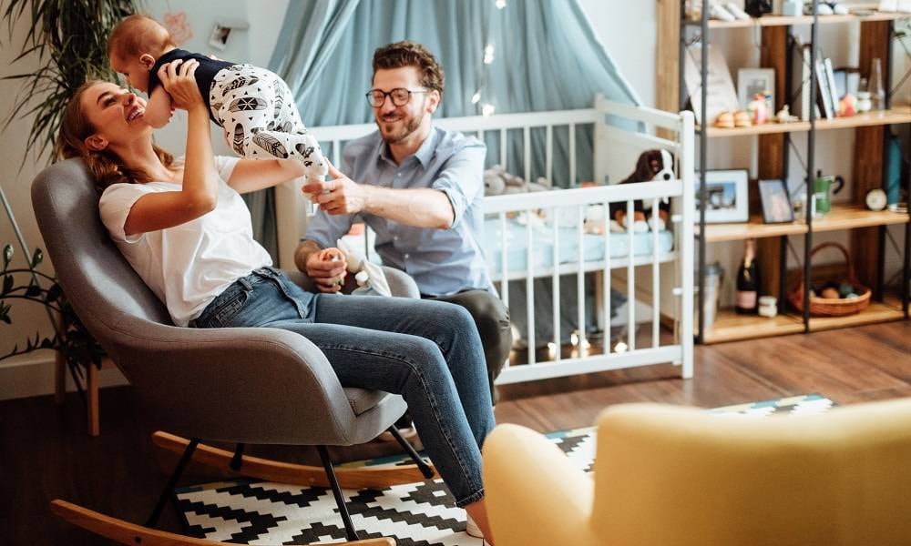 7x comfortabele schommelstoel voor de babykamer (en waarom die ook heerlijk is voor jou) Getty Images