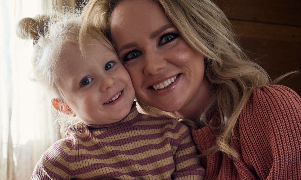 Linsey heeft geen vaste werktijden en een peuter: ‘Als oma op vakantie gaat, is het hier echt paniek’ Fotografie: Kim Krijnen