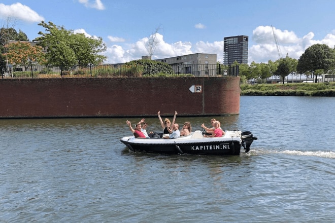 Van waterfietsen tot een tochtje over de grachten: 9 te gekke uitjes op het water Ouders van Nu Redactie
