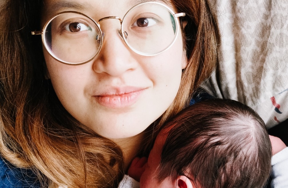 ‘Behandelbaar! De tumor is behandelbaar. Ik hou me vast aan die ene zin.’ Ouders van Nu Redactie