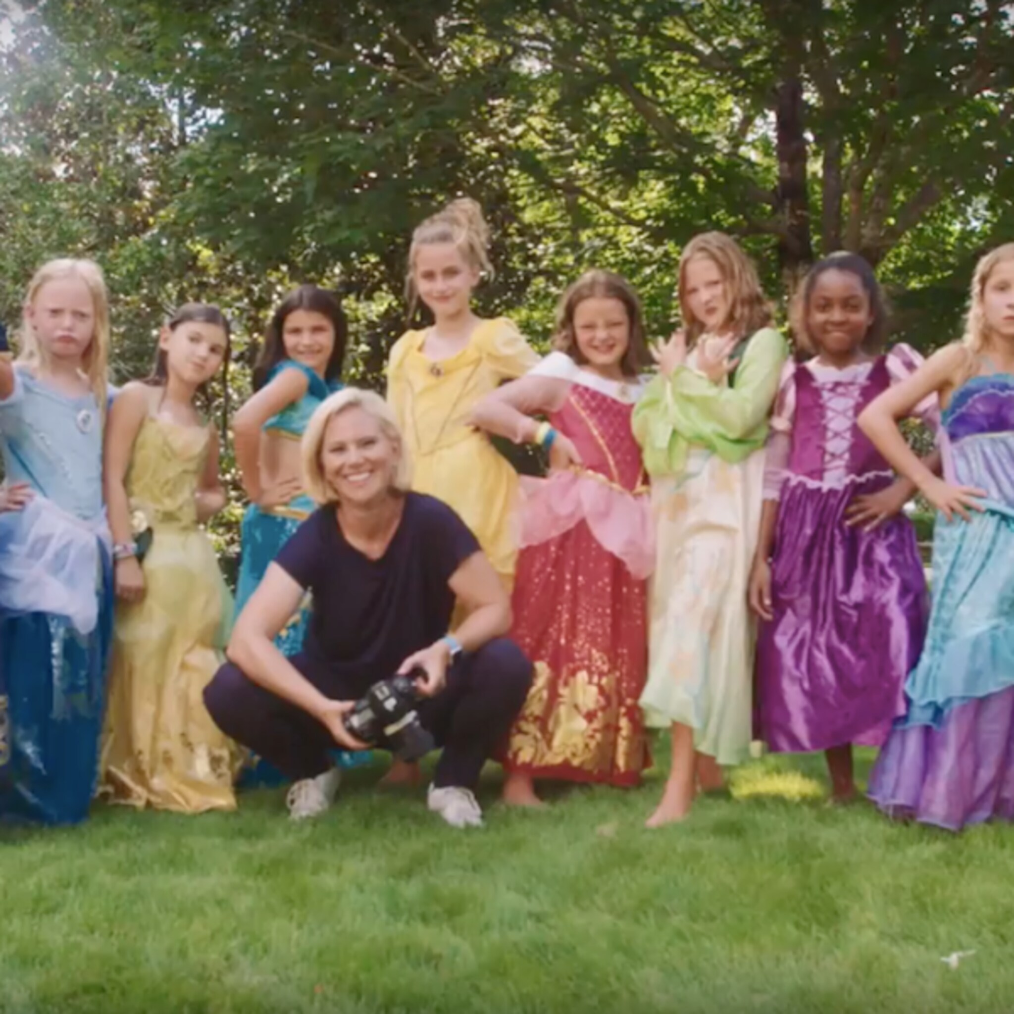 disney s nieuwe campagne moedigt meisjes aan om dromen na te jagen