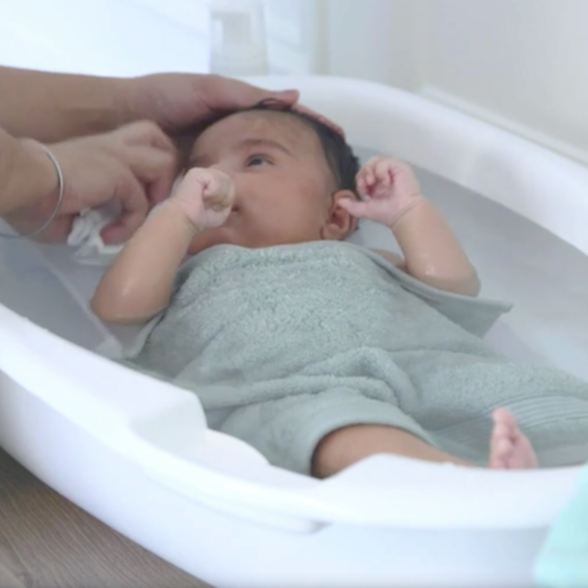 baby in bad slimme sop en schrobtips