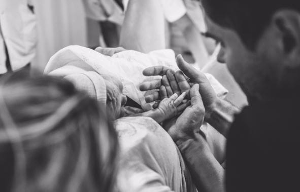 Hoera! Simon en Annemarie zijn ouders geworden van een dochtertje Ouders van Nu Redactie