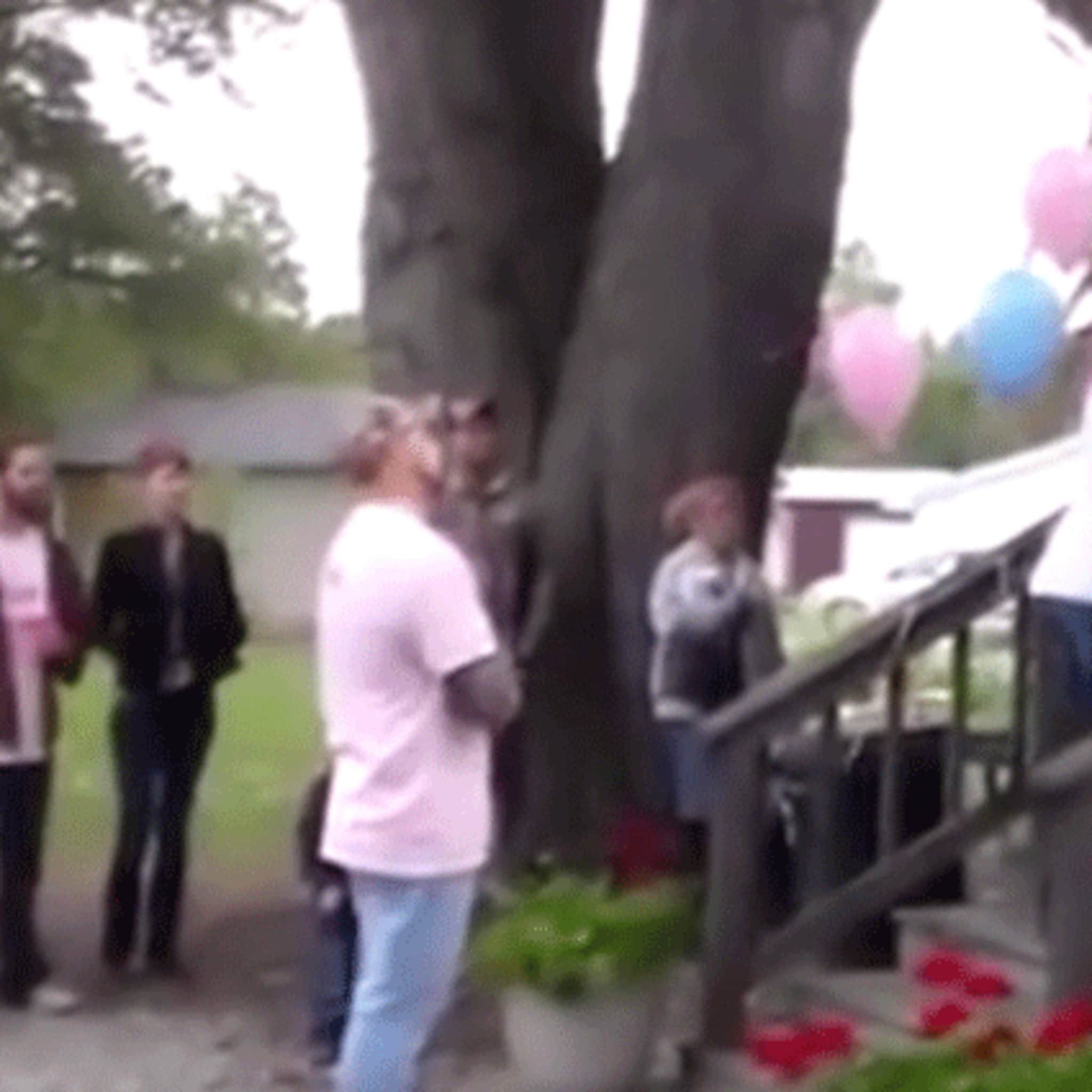 moeder krijgt extra verrassing tijdens gender reveal