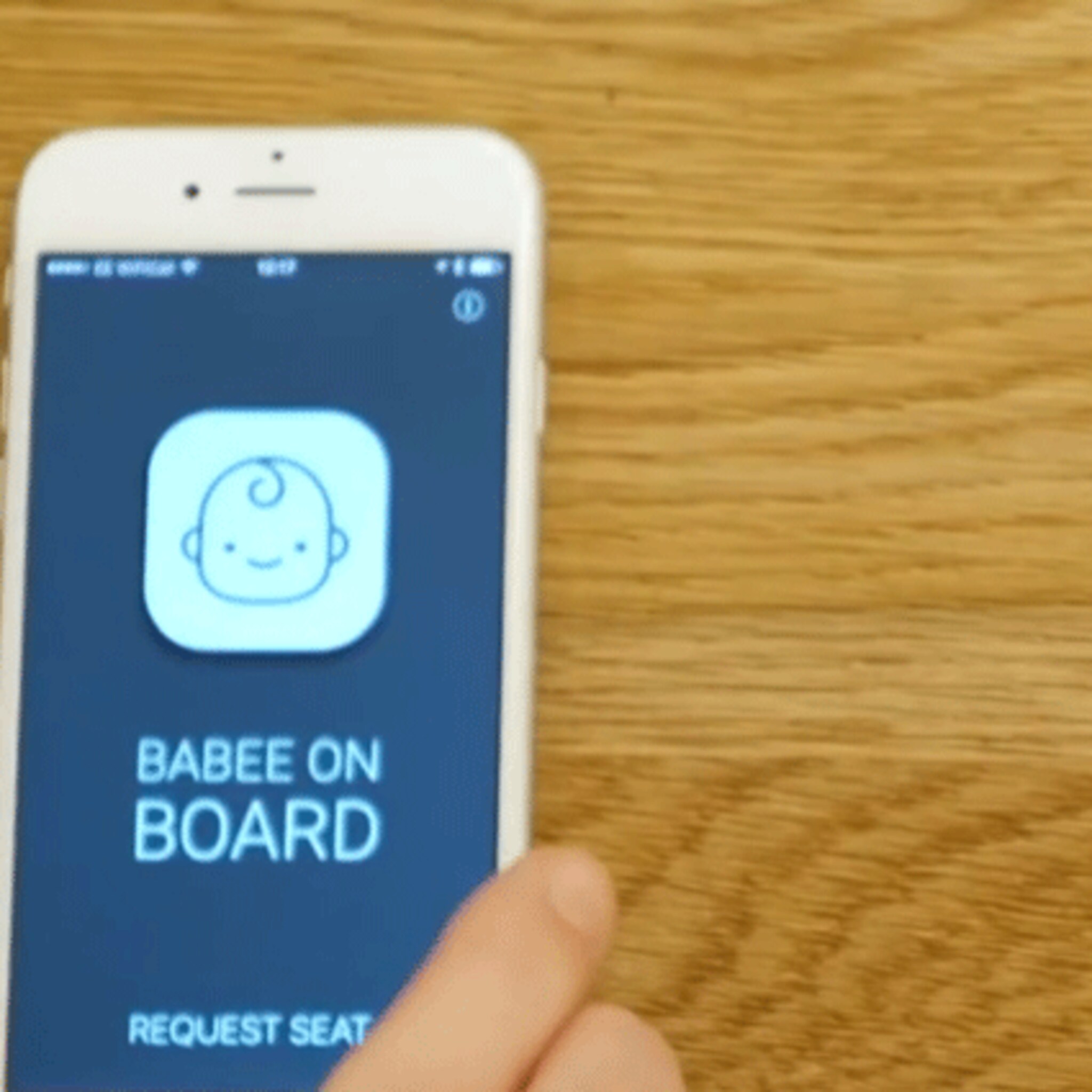 app helpt zwangere vrouwen aan zitplek in openbaar vervoer