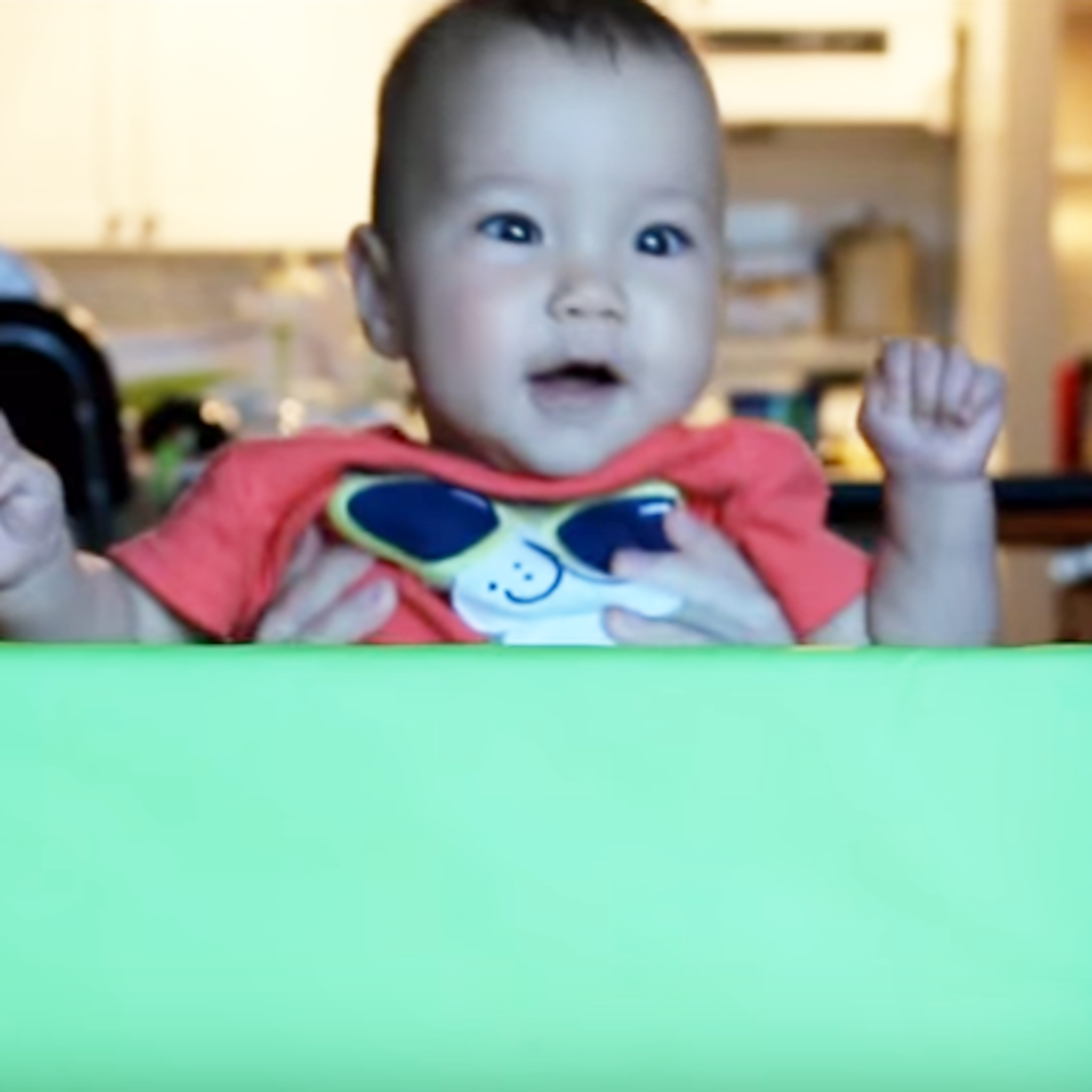 ontroerende timelapse baby s eerste jaar in 365 seconden
