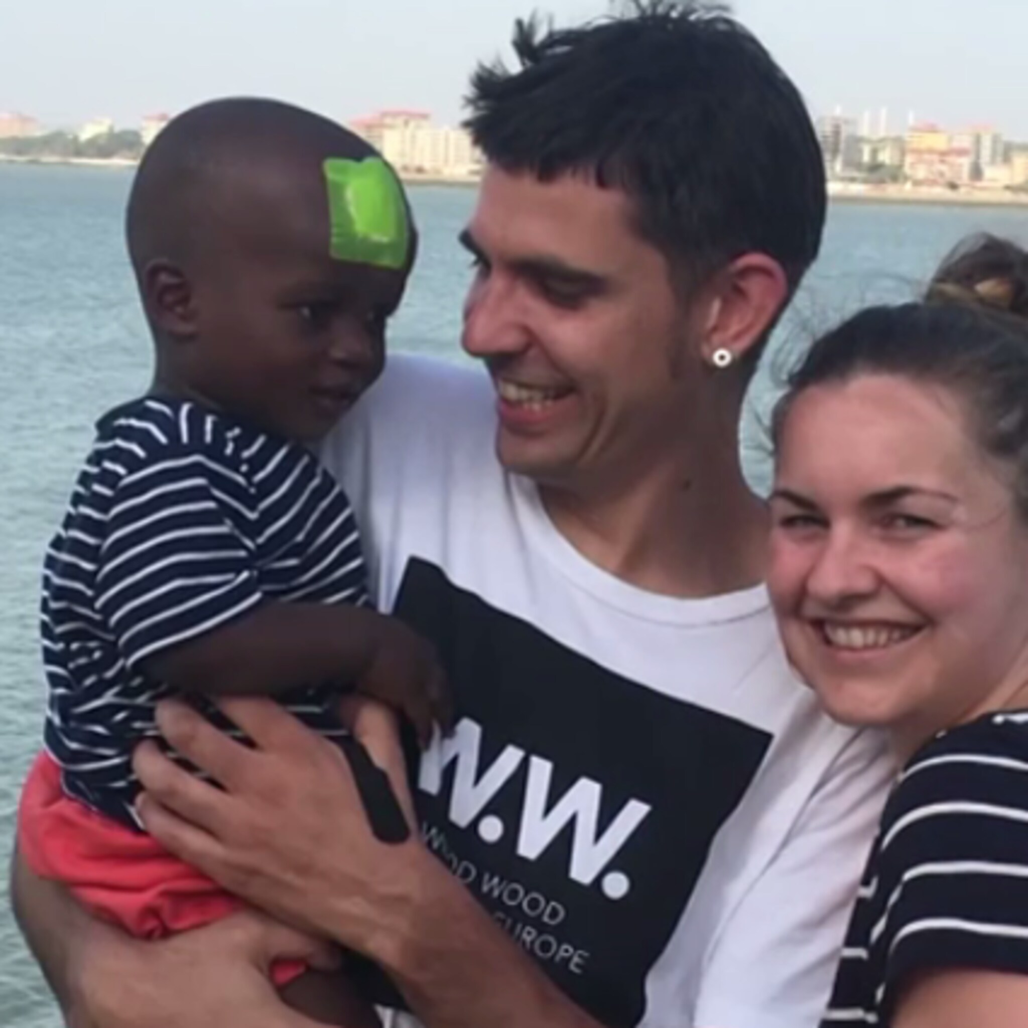 vlaams stel maakt mooie video over adoptieproces