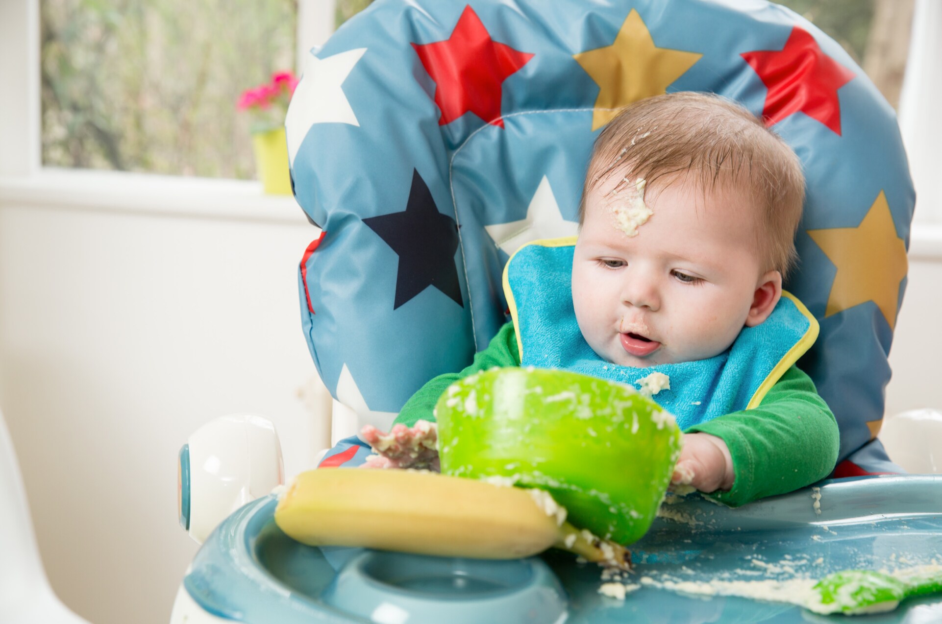 Je baby laten spelen met eten? Dat kan heel slim zijn (en dit is waarom) Ouders van Nu Redactie