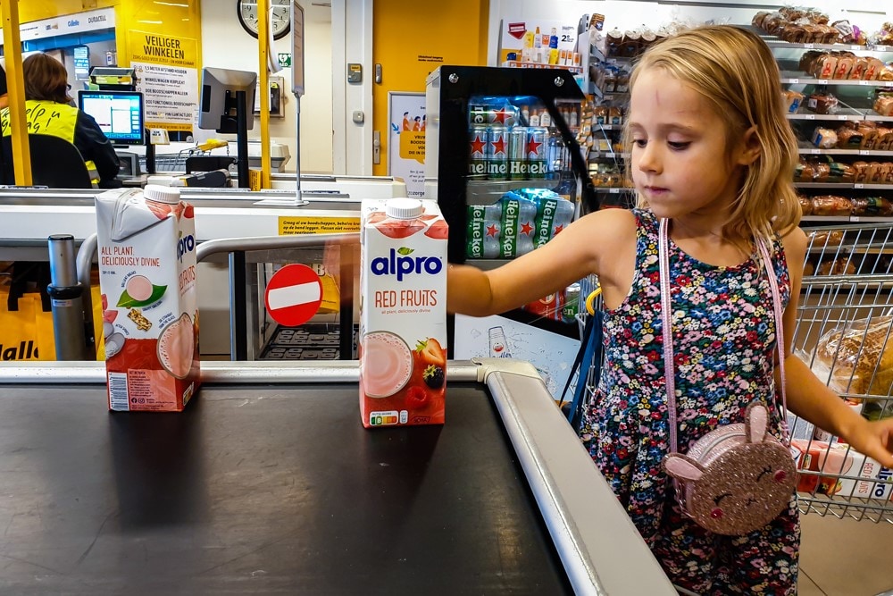 Linda: ‘Ik kan er niet om heen: ik moet nu toch echt zelf naar de supermarkt’ Ouders van Nu Redactie