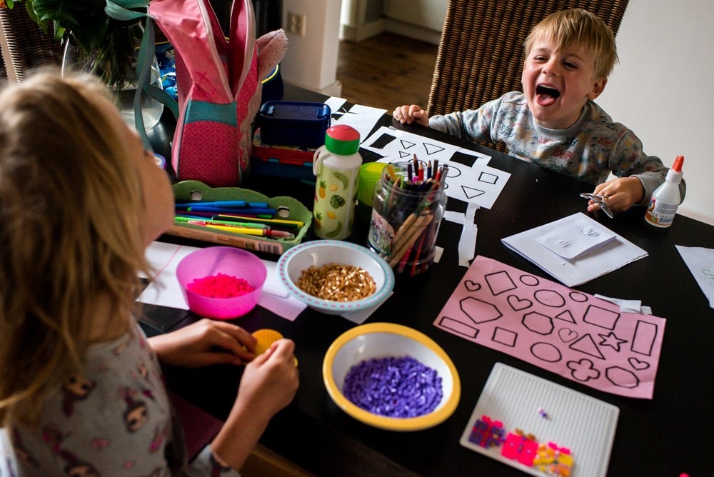 Linda: ‘Wil ik mijn kinderen straks eigenlijk wel missen als de scholen weer opengaan? Ouders van Nu Redactie