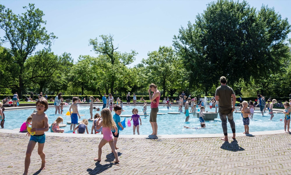 8x spetteren en plonzen in de leukste natuur- en waterspeeltuinen van Nederland Ouders van Nu Redactie