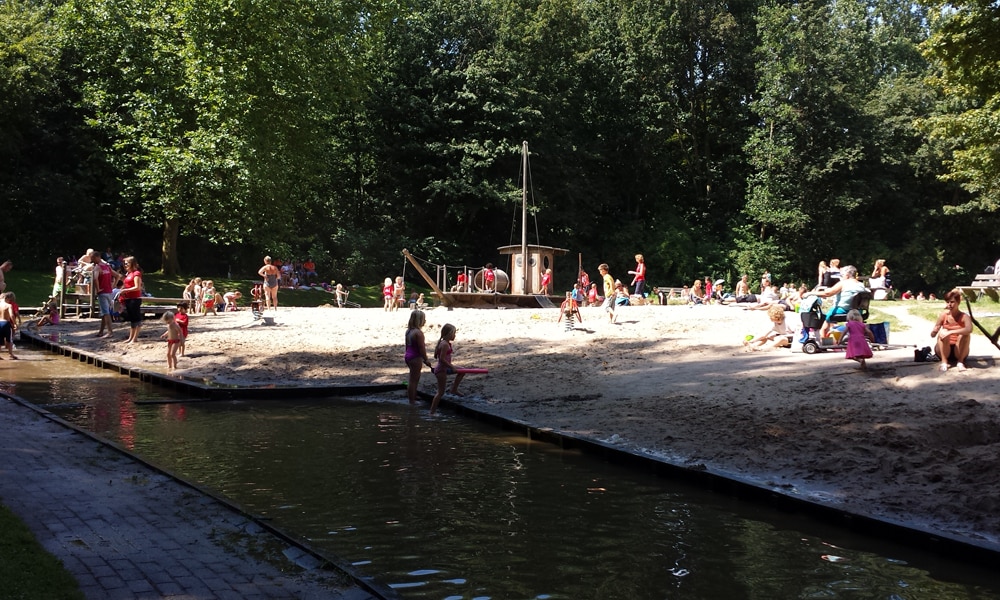 8x spetteren en plonzen in de leukste natuur- en waterspeeltuinen van Nederland Ouders van Nu Redactie