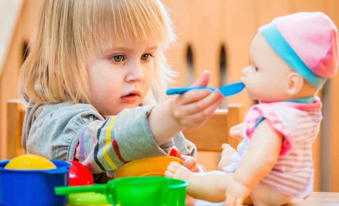 Meisjes moeten moeders worden Ouders van Nu Redactie