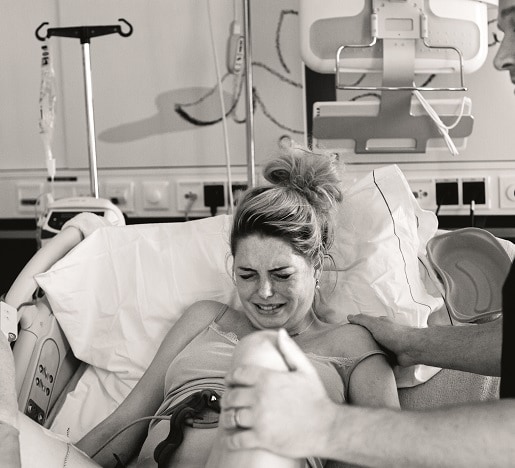 Bevallingsverhaal: ‘Wauw, een meisje! Ik heb het al die tijd gevoeld’ Mirjam Cremer Pure Life Geboortefotografie
