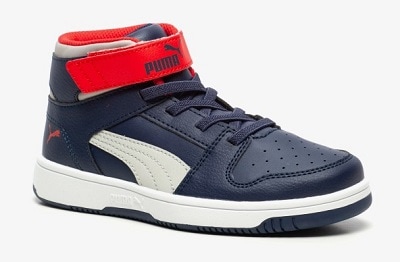 15x ‘back to school’-sneakers die je kind zelf makkelijk aan en uit kan doen Ouders van Nu Redactie