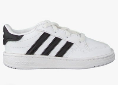 15x ‘back to school’-sneakers die je kind zelf makkelijk aan en uit kan doen Ouders van Nu Redactie