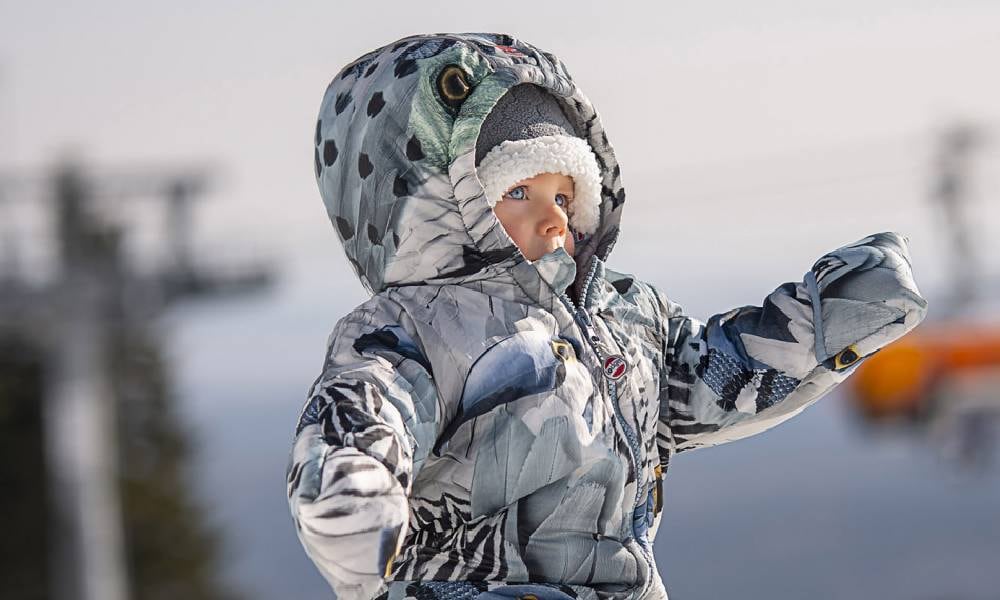 Met deze kleding en accessoires komt je baby lekker warm de winter door Getty Images