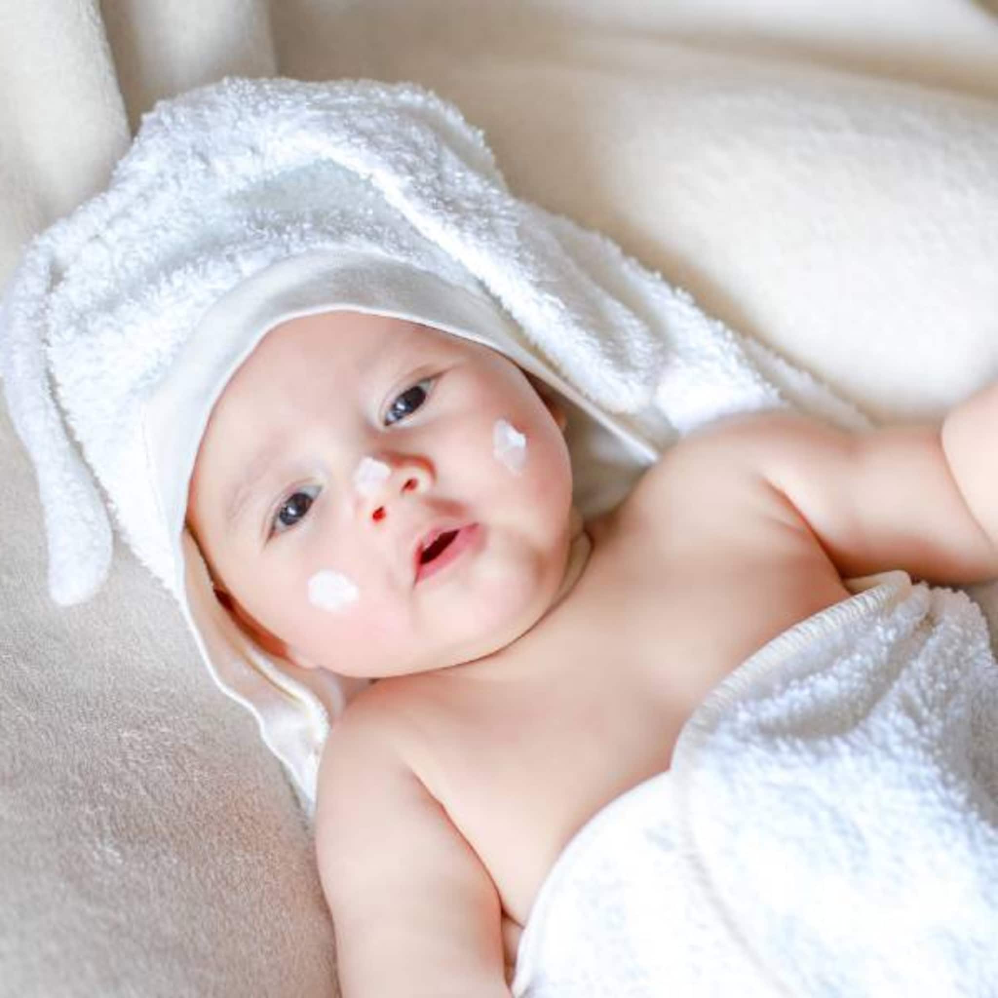 tips-en-verzorgingsproducten-voor-baby-s-met-een-droge-of-gevoelige-huid