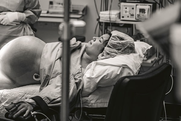 Bevallingsverhaal: ‘Voor ons zijn ze allang geen ‘baby één en ‘baby twee’ meer’ Mirjam Cremer Pure Life Geboortefotografie