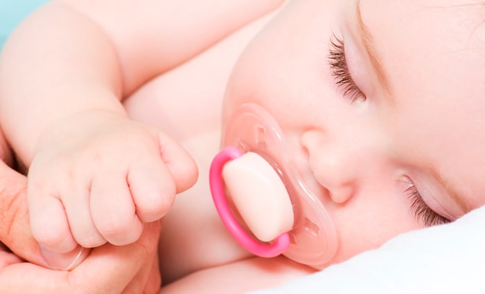 Harvey Karp methode, eerste hulp bij een huilbaby Ouders van Nu Redactie