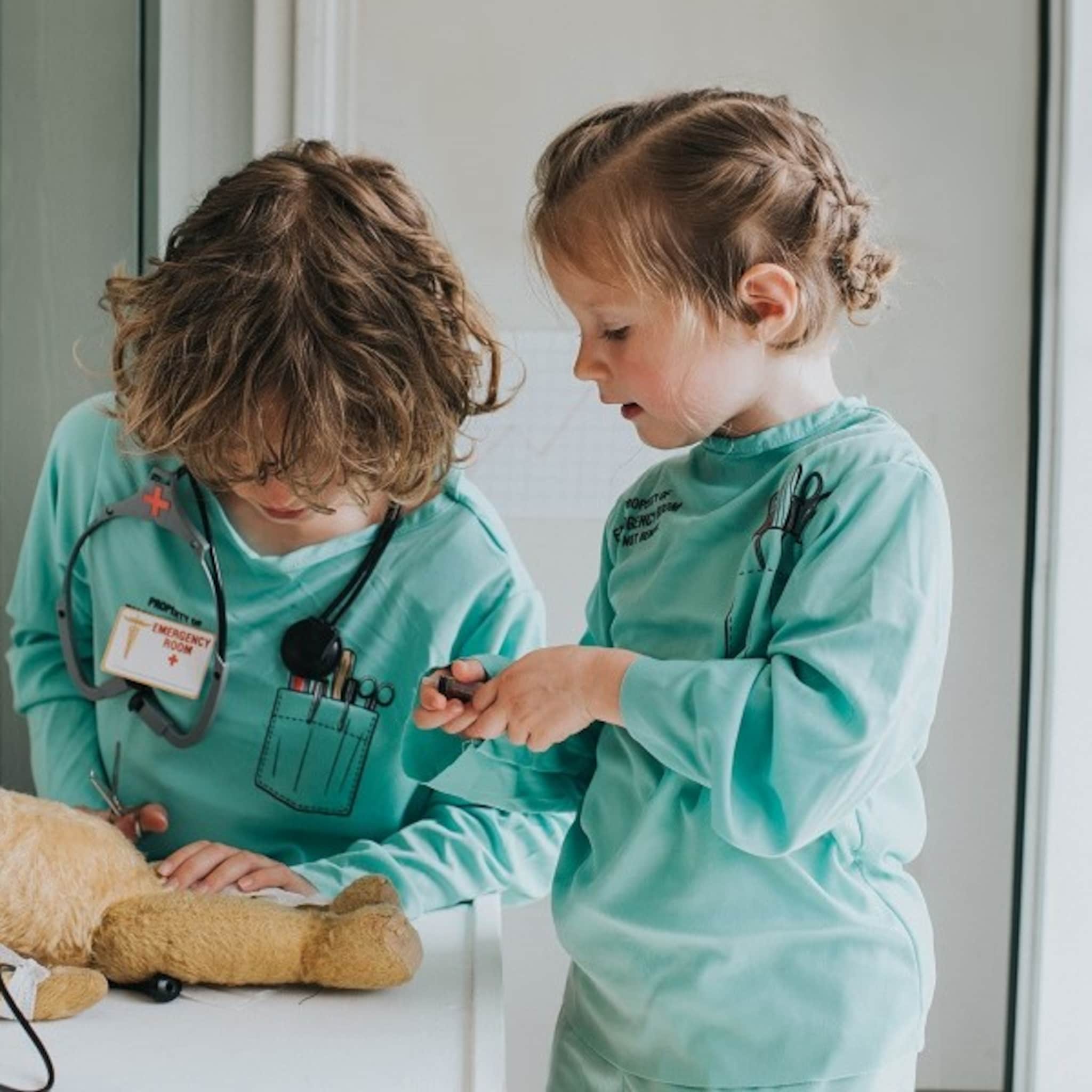 zondagsarm of voet tussen de spaken dit is de top acht ongelukken met kinderen en zo handel je