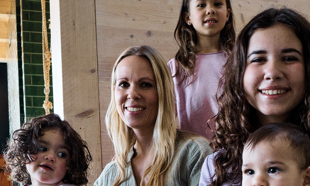 Natalie’s moederdag: ‘Dankzij mijn moeder kan ik me focussen op de drie jongsten’ Ouders van Nu Redactie