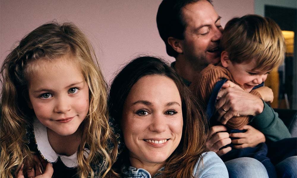 Jorien is met haar jonge gezin buddy van een Syrisch vluchtelingengezin: ‘We hadden direct zoveel raakvlakken’ Fotografie: Kim Krijnen