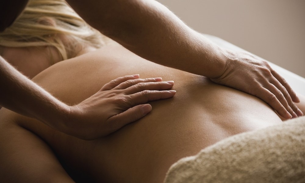 Trend: steeds meer vrouwen kiezen voor een kraammassage Ouders van Nu Redactie