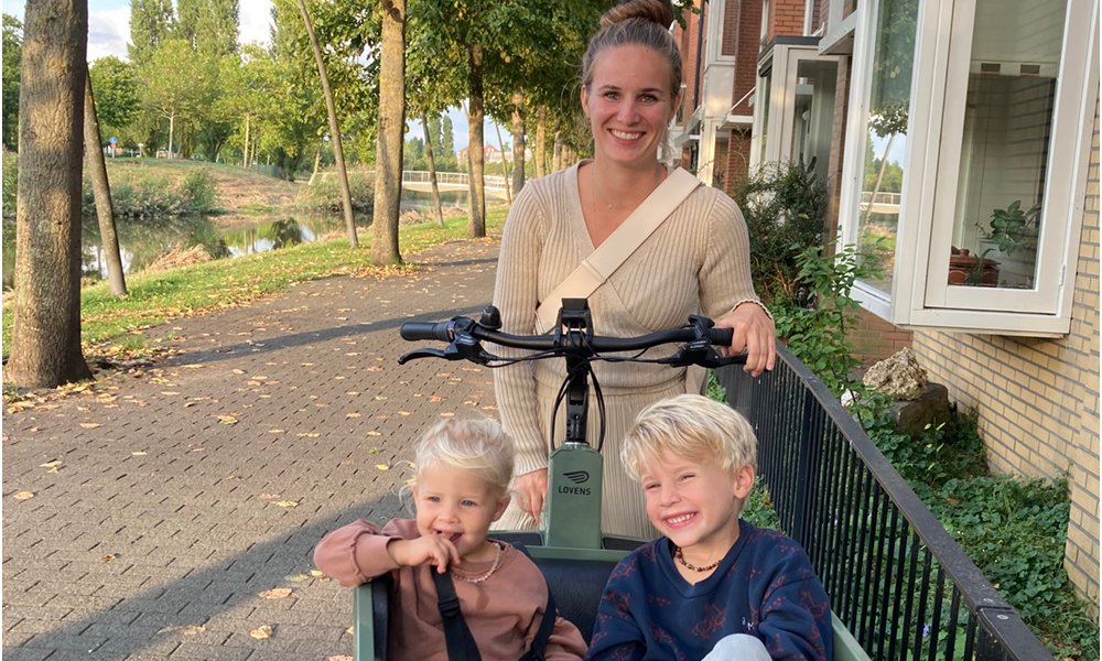 Zo moeder, zo dochter: ‘Net als vroeger hebben wij niet echt regels’ Ouders van Nu Redactie