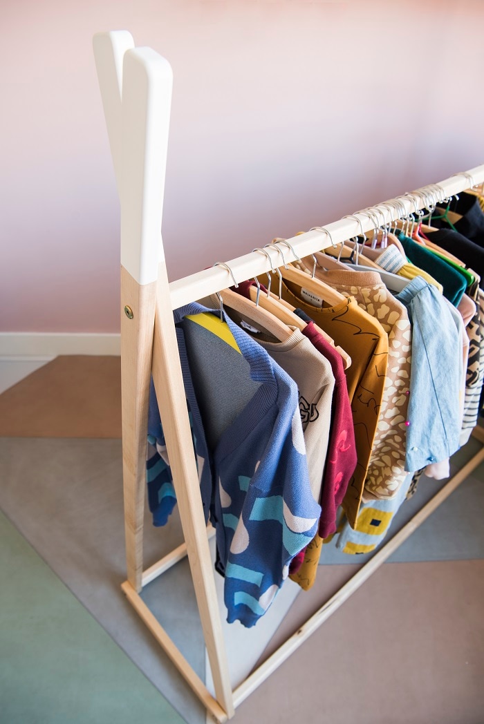 Kinderkamer inspiratie: zoetroze met grijs als tegenhanger Ouders van Nu Redactie
