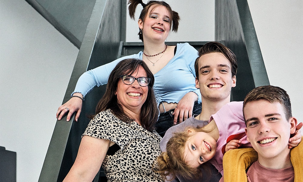 Mieke heeft drie tieners en een peuter: ‘Sam en Tijn werden boos toen we het vertelden’ Fotografie: Kim Krijnen