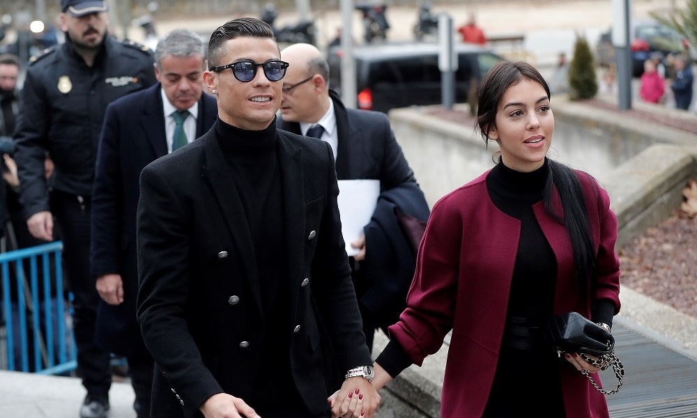 Verdrietig nieuws: Pasgeboren zoon Cristiano Ronaldo overleden Ouders van Nu Redactie