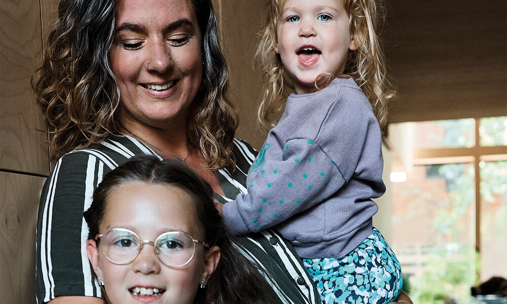Mailin: ‘Ik wil ook weleens vrij zijn van het moeder zijn’ Ouders van Nu Redactie