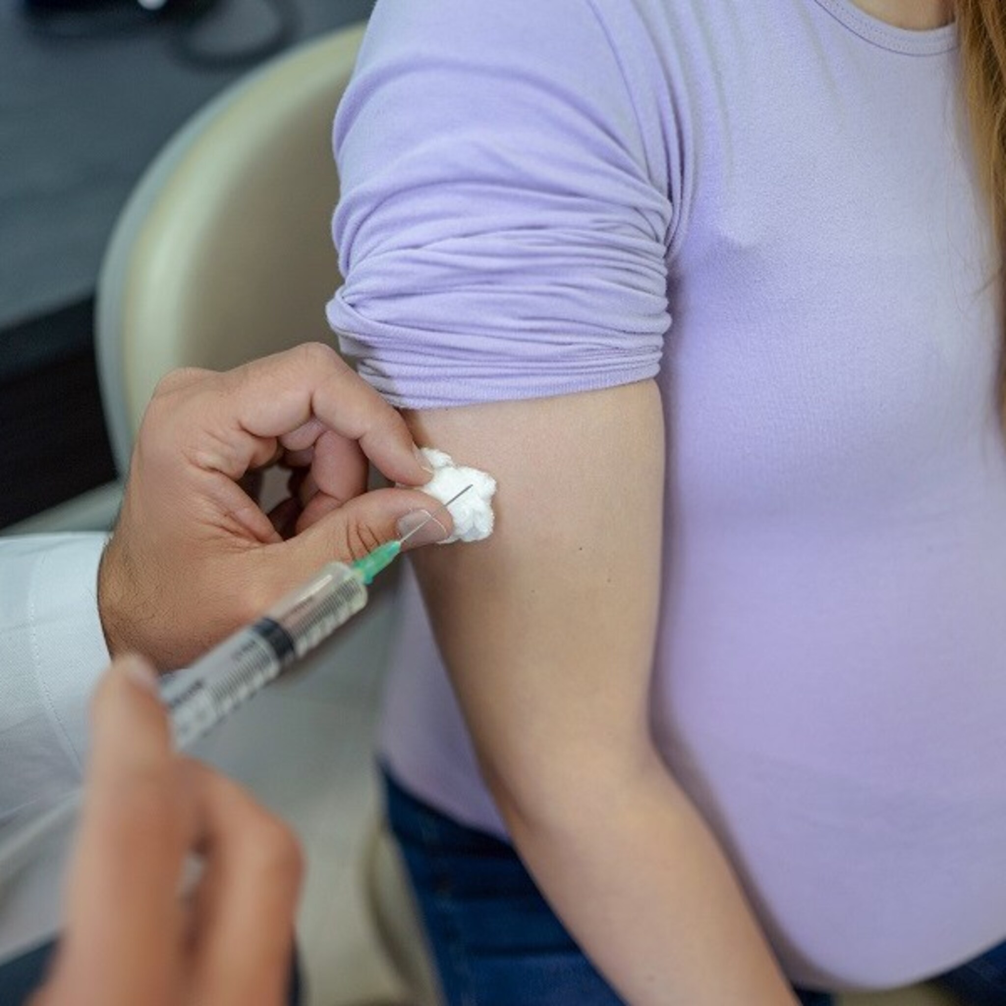 minder complicaties tijdens bevalling door coronavaccin