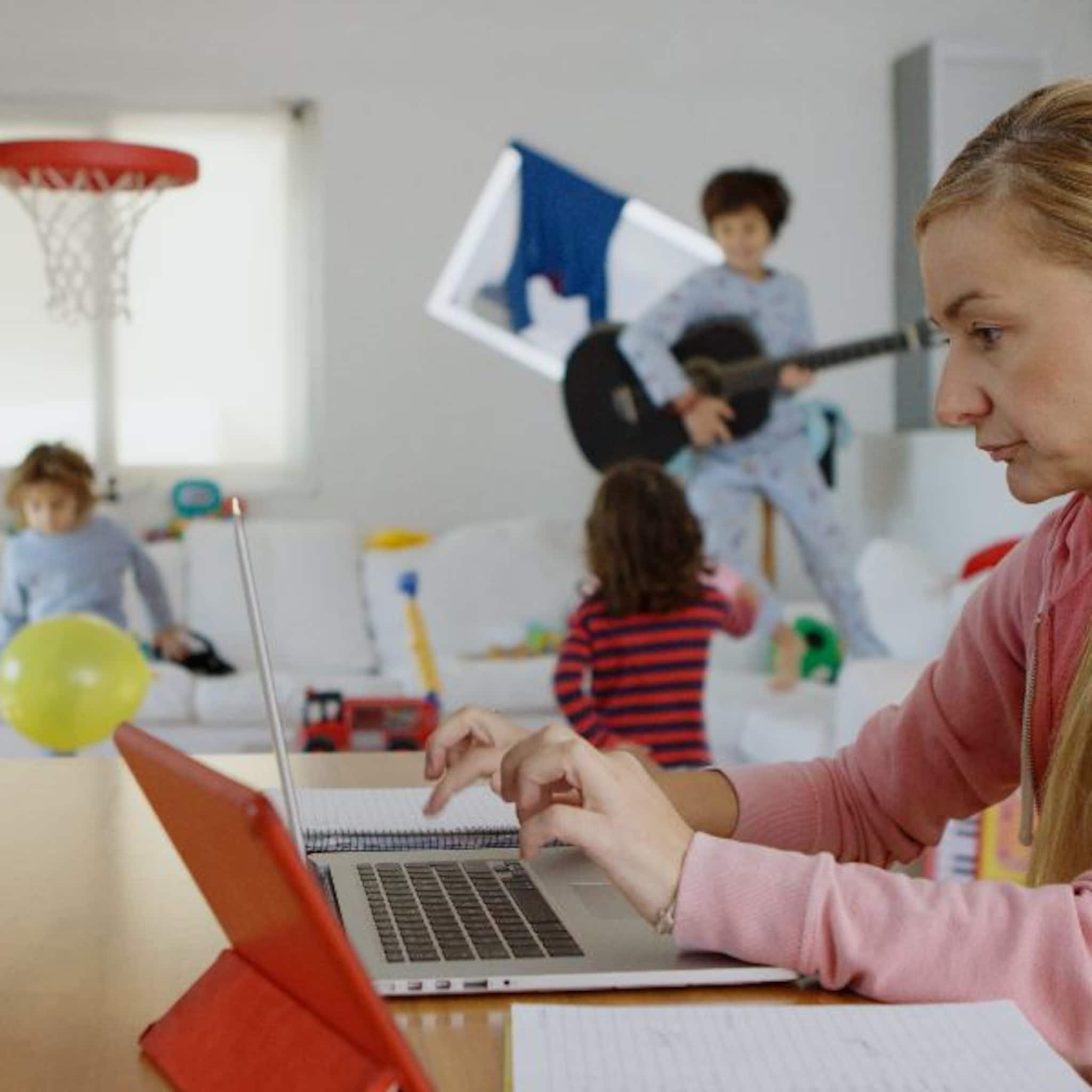 twee jaar thuiswerken verder ik hou van mijn kinderen ze combineren alleen niet zo goed met m n werk