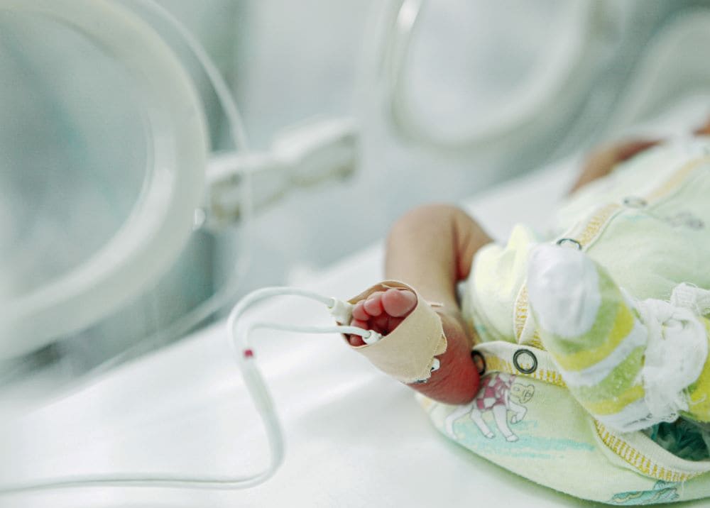Addy’s dochter werd te vroeg geboren en kwam op de NICU terecht Getty Images