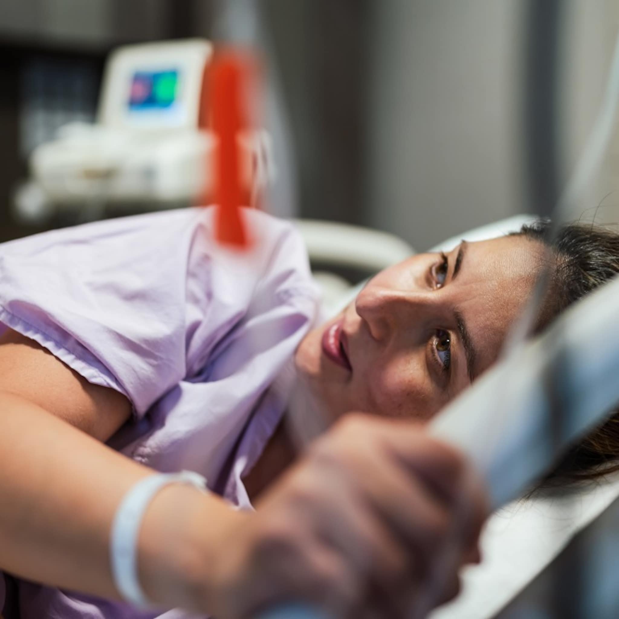 1 op 3 vrouwen wil 24 7 een verloskundige of gynaecoloog naast zich tijdens de bevalling