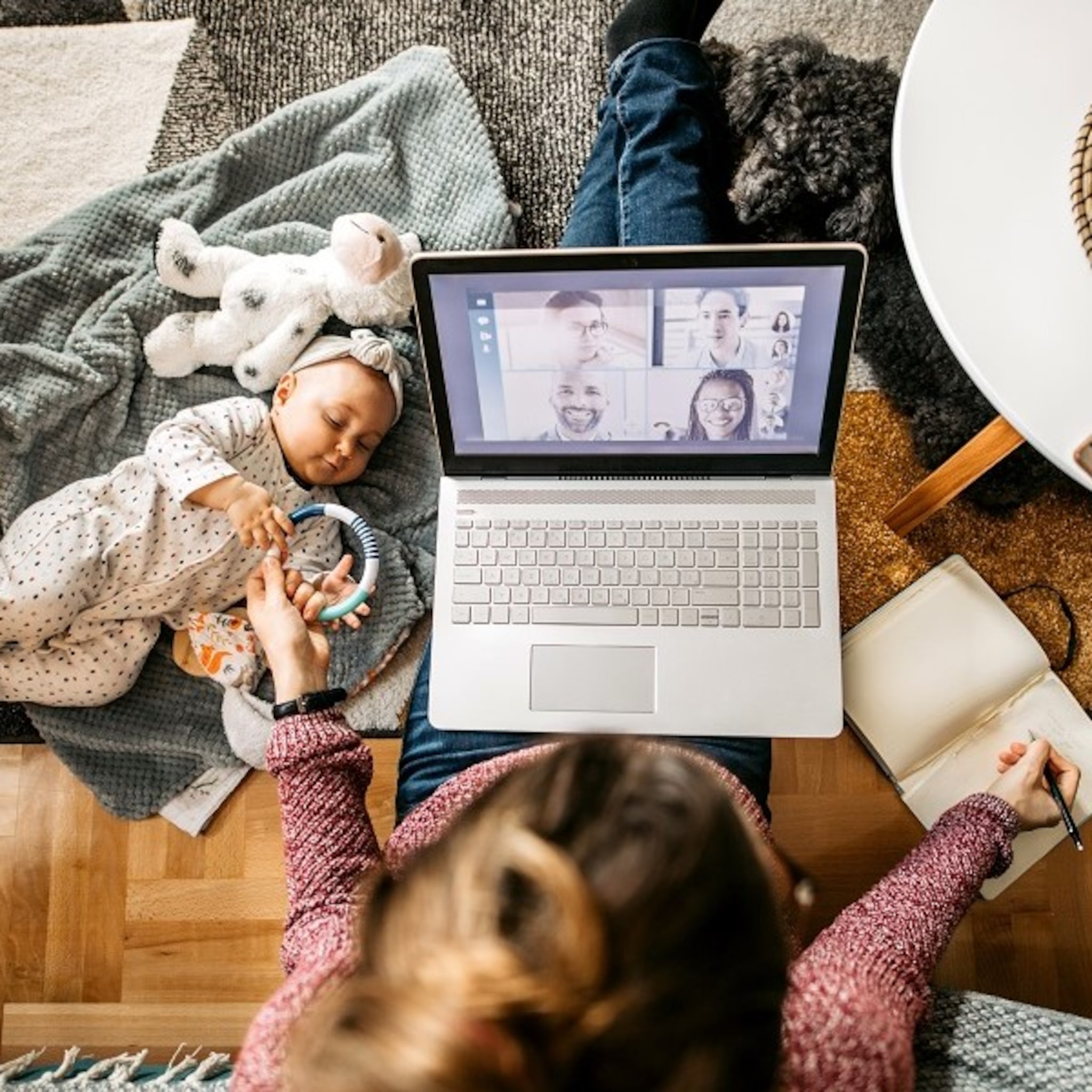 kinderopvang vol carmen 29 gaat na de bevalling dan maar werken met de baby thuis