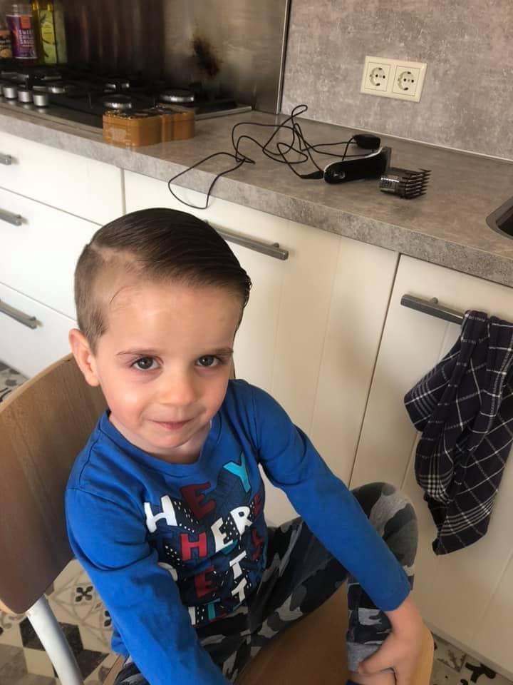 16x hoe jullie het haar van je kinderen (ver)knipten Ouders van Nu Redactie