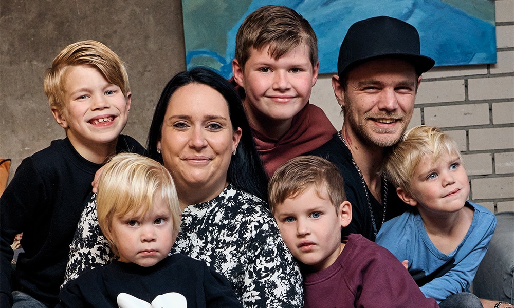 Yvette en Chanthin hebben een samengesteld gezin: ‘Ik hou van alle zes alsof het mijn eigen kinderen zijn’ Ouders van Nu Redactie