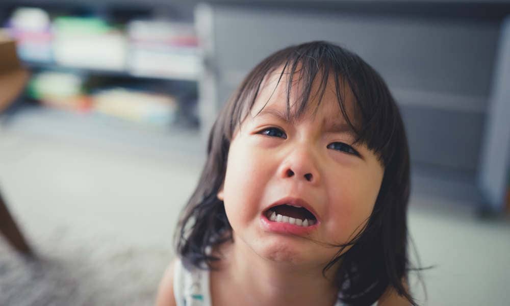 Jaloerse peuter als hij een broertje of zusje krijgt? 6 effectieve tips Ouders van Nu Redactie