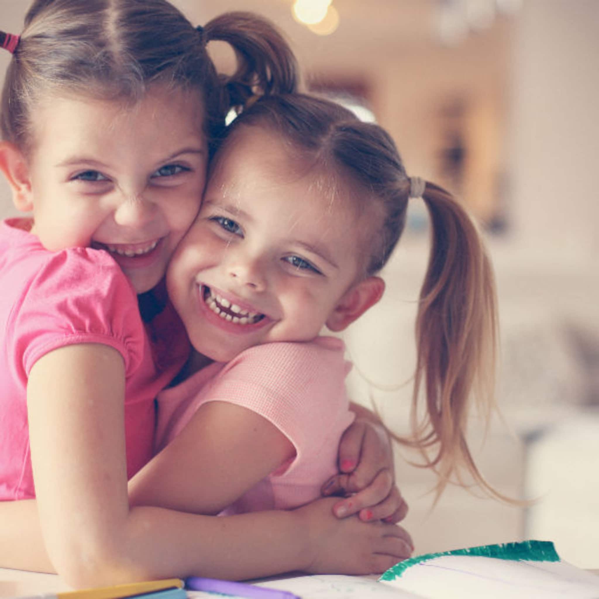 onderzoek wijst uit gezinnen met twee dochters zijn het gelukkigst