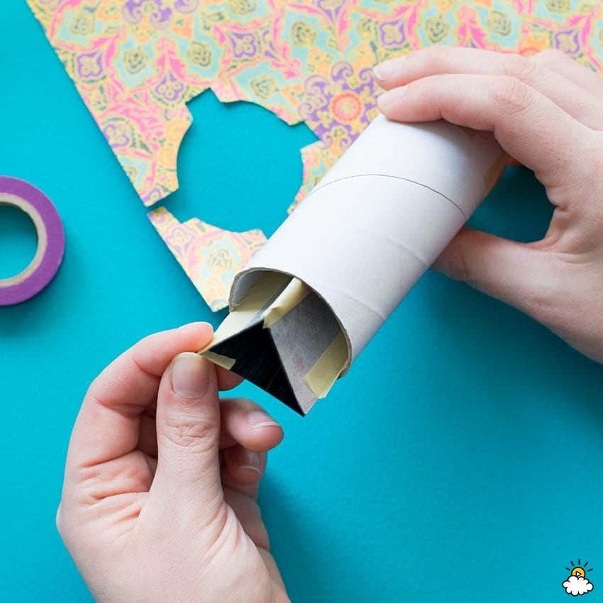Knutseltip! Maak een caleidoscoop van een wc-rol Janine Ngai/ LittleThings