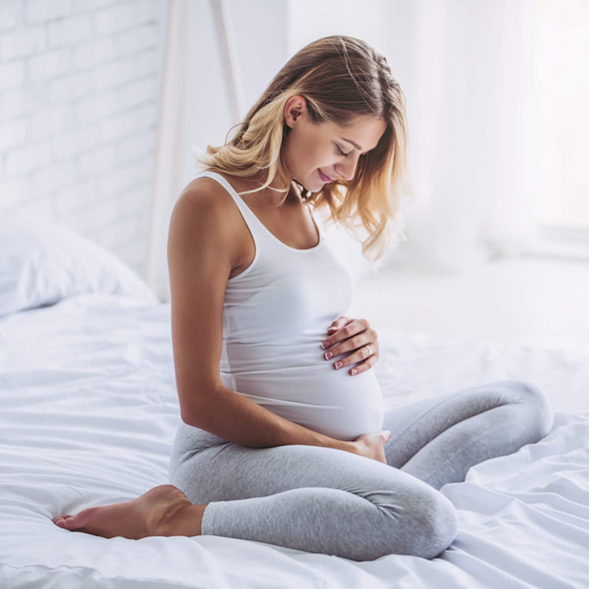 een bloederige vagina of een spermataart deze taarten wil je absoluut niet op je babyshower