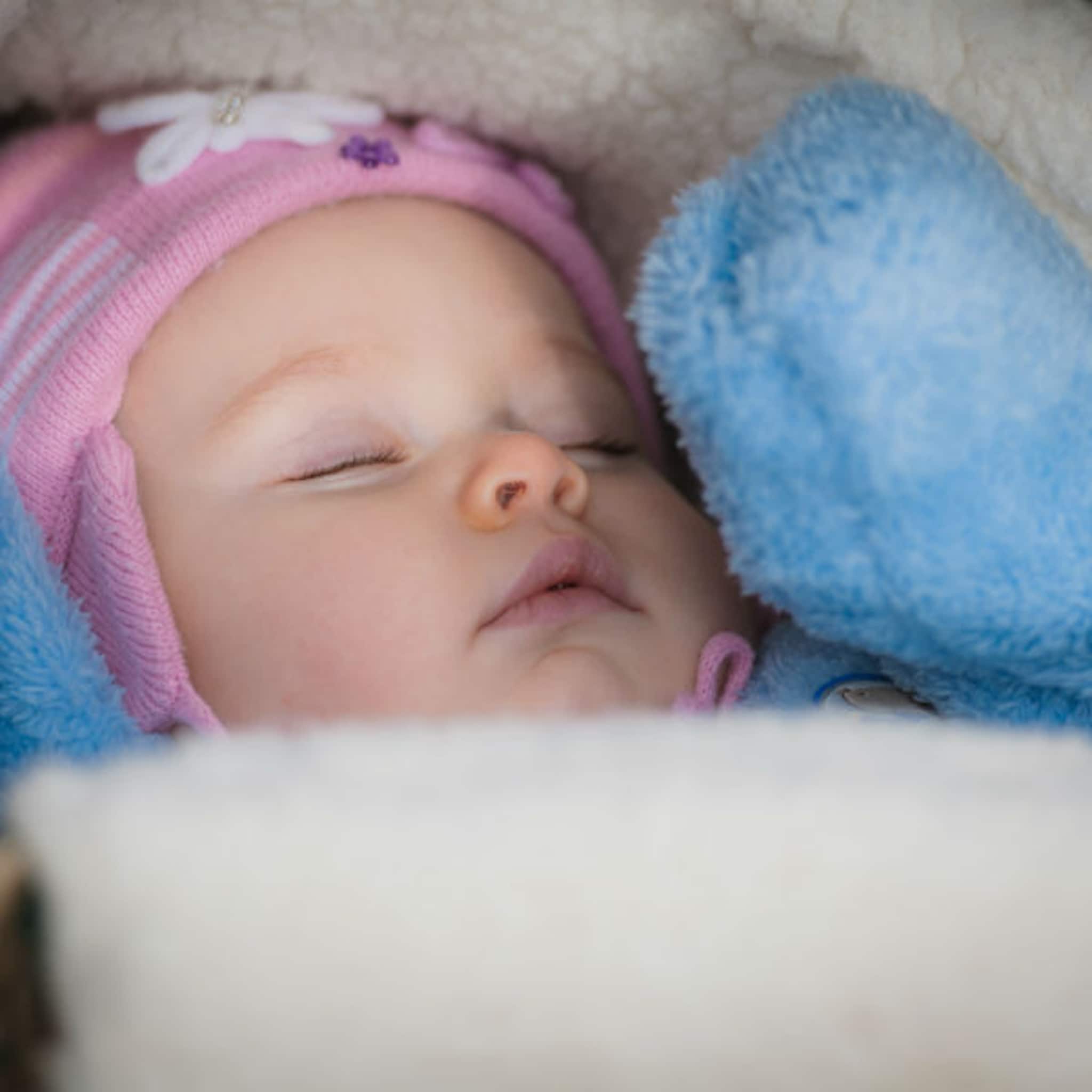 dit is waarom ze in scandinavie baby s buiten laten slapen