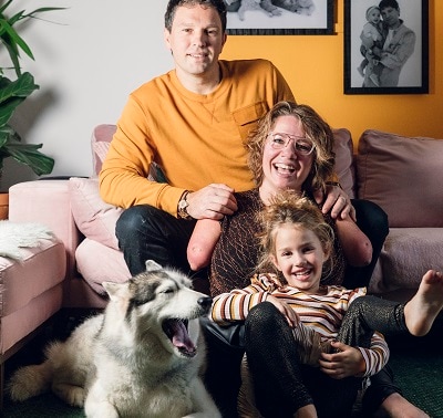 Een lichamelijke beperking en een kind opvoeden: deze ouders bewijzen dat het kan Ouders van Nu Redactie