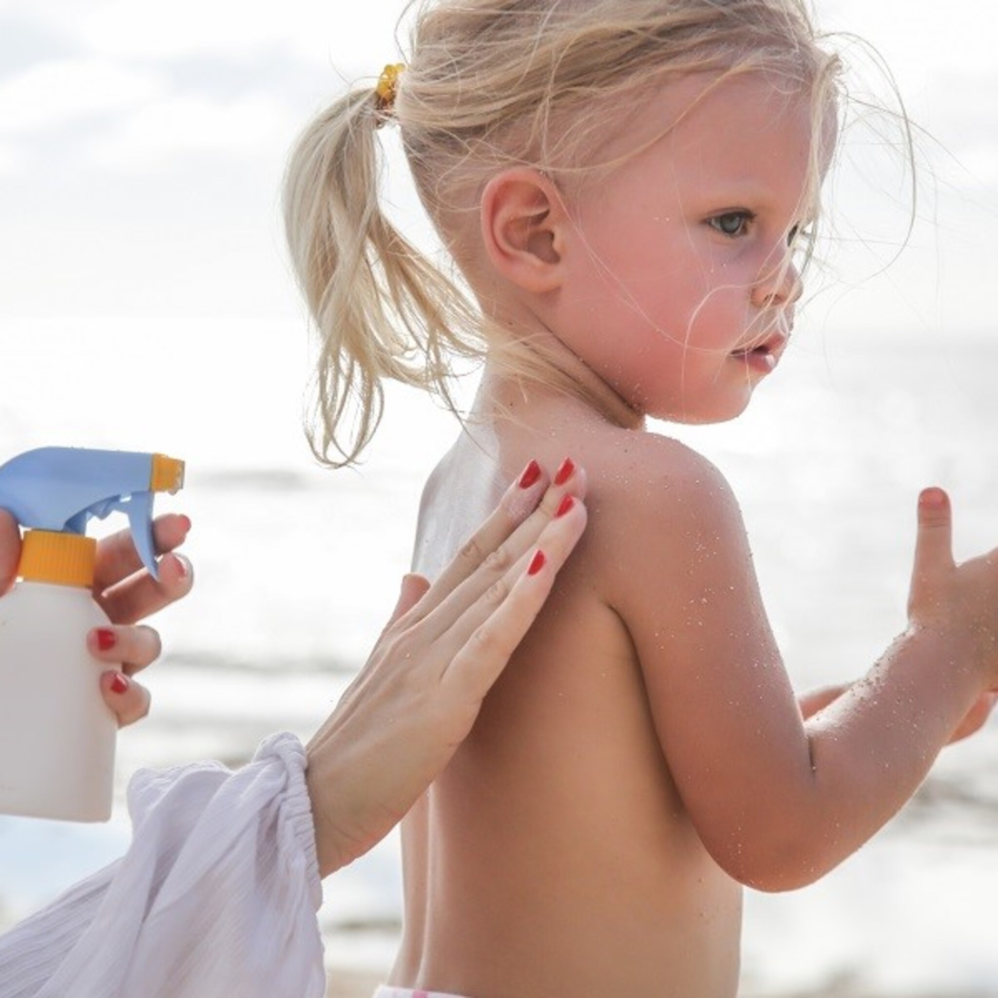 4 tips om je kind te beschermen tijdens een hittegolf