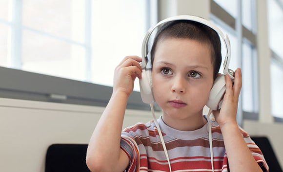 Muziek verlicht pijn na operatie 123rf