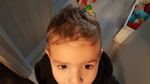 22 Haardrama’s: hoe jullie kinderen hun eigen haar (ver)knipten Ouders van Nu Redactie