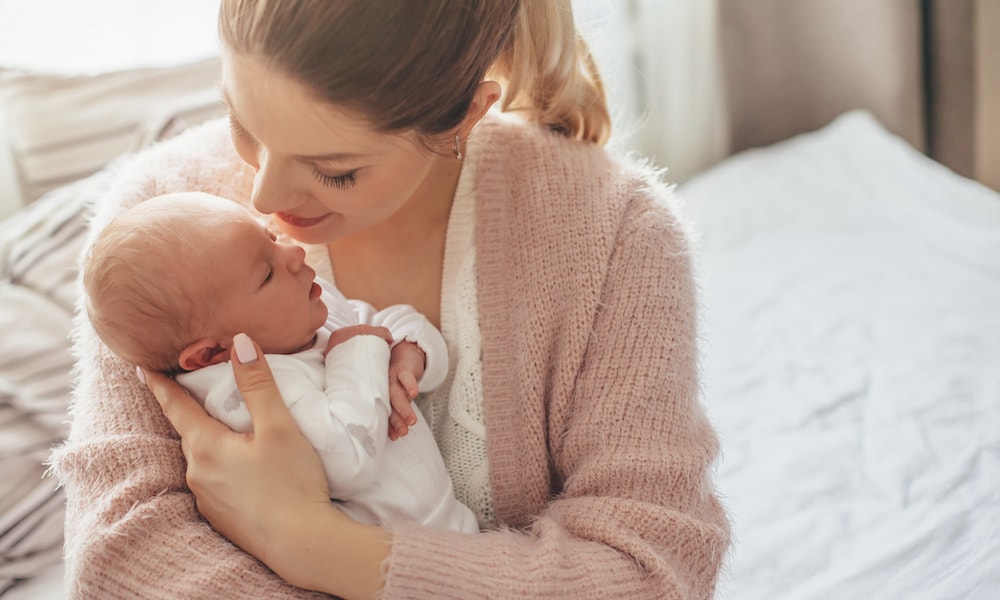 Goedbedoeld advies om snel weer te vergeten: ‘slapen als je pasgeboren baby slaapt’ Ouders van Nu Redactie